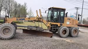 รถเกรดเดอร์ XCM GR1653 มือสอง สภาพดี รุ่น GR1803 เกรดเดอร์แบบไม่มีหัวตัด 190 แรงม้า Sem918 Sem919 180 แรงม้า ขาย - Product Image 3