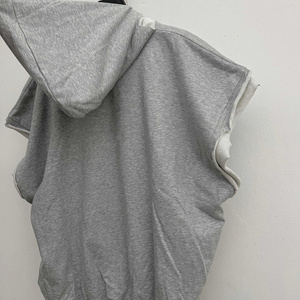 Wholesale Custom Irregular Distressed Sleeveless Boxy <b>Vest</b> Heavy Duty Double-layer Short Style <b>Loose</b> Tank <b>Top</b> Hoodie for Men - Product Image 4