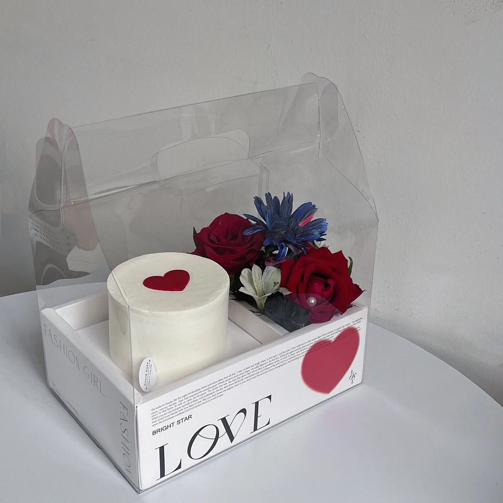 Mother's Day portable flower box transparent PVC cake box rose flower arrangement box