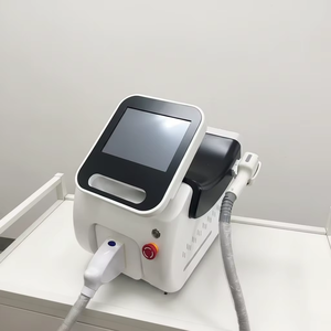 เครื่องกำจัดขนและลบรอยสักด้วยเลเซอร์ไดโอด Q-Switched Nd Yag กำลังสูง 2000W ความยาวคลื่น 10600 นาโนเมตร แบบพกพาตั้งโต๊ะ - Product Image 3