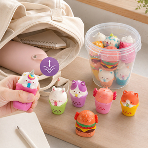 Squishies de Personajes de Comida Surtidos a Granel, Juguetes Sensoriales Blandos de Rebote, Cubo de Juguetes Antiestrés, Recuerdos de Cumpleaños, Premios Escolares - Product Image 3