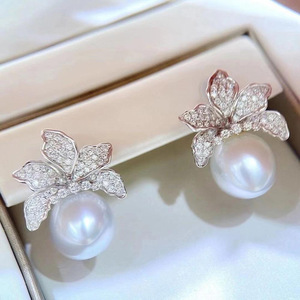 E2990 White Gold Stud <b>Earrings</b> With Seawater <b>Pearl</b> And Diamond Flower Design For Women Wedding Classic Style - Product Image 4