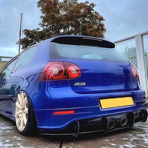 Difusor trasero Amp Z para Volkswagen Golf Mk5 R32 2003 2008, estilo tuning, color negro brillante, pieza de alerón. - Product Image 1