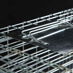 Gabbia di salvataggio in metallo solido per gatti e conigli pieghevole in acciaio piatto di trappola per animali vivi per il controllo dei parassiti - Product Image 5