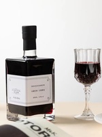 Direktverkauf ab Werk: Leere, umweltfreundliche, quadratische Super-Flintglasflaschen für Spirituosen, Wein und Whiskey mit Korkverschluss, mattiert