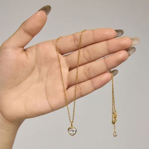 Collier pendentif cœur en argent sterling 925 plaqué or 18 carats avec zircone 5A, cadeau idéal pour la Saint-Valentin de Dylam Good Choice - Product Image 3