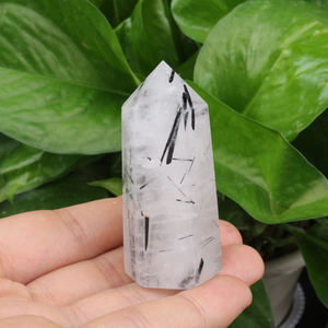 Vente en gros de cristaux de tourmaline naturelle, tourmaline noire, quartz rutile poli, style Feng Shui à des fins décoratives - Product Image 2