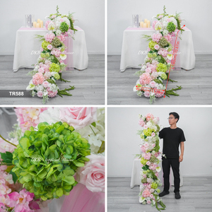 พรมดอกไม้ประดิษฐ์คุณภาพสูงจากผ้าไหมสำหรับตกแต่งพื้นงานแต่งงาน - Product Image 2