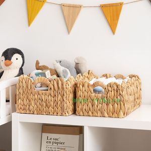 Cesta Rectangular de Mimbre Tejida a Mano, Ecológica, de Jacinto de Agua, para Decoración del Hogar y Organización de Ropa, en Oferta - Product Image 3