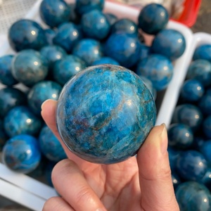 Venta al por mayor de <span class=keywords><strong>alta</strong></span> calidad Natural azul apatita esfera curación cristal cuarzo artesanía bola para la decoración del hogar - Product Image 3
