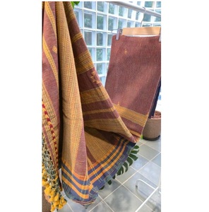 Sari Bhujodi en coton rose et marron, tissé à la main, design ethnique traditionnel, sari élégant pour mariage, fête ou occasion spéciale - Product Image 1