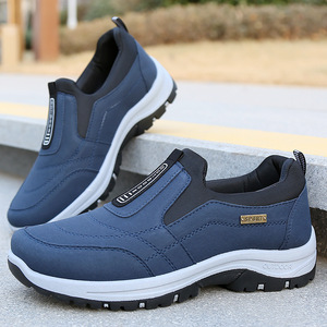 Chaussures décontractées pour hommes grandes tailles, respirantes, anti-odeur, à enfiler, résistantes à l'usure, pour le printemps, l'été et l'automne, pour le commerce transfrontalier - Product Image 5