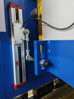 Prensa Plegadora CNC de 100T y 2500mm, 6+1 Ejes con Controlador DA58TX, Máquina Hidráulica para Doblar Láminas Metálicas