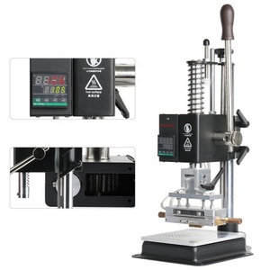 Machine à estamper manuelle miniature disponible en trois tailles : 5x7 cm, 8x10 cm, 10x13 cm, pour le gaufrage et l'estampage du cuir et du papier - Product Image 1