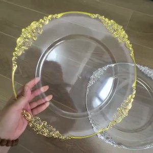 Assiettes de chargeur en or <span class=keywords><strong>transparent</strong></span> 13 \ "Assiette de service décorative réutilisable personnalisable en <span class=keywords><strong>plastique</strong></span> <span class=keywords><strong>transparent</strong></span> pour la fête de mariage - Product Image 1