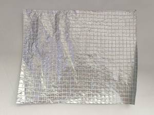 Membrana de Control de Vapor y Reflectante del Calor de 110 g/m² Hecha de Lámina de Aluminio, Malla de PE y Película de PE - Product Image 3