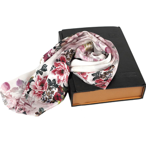 European Design <strong>Wholesale</strong> Low Moq 100% <strong>Silk</strong> Satin Ink Jet Digital Printed <strong>Silk</strong> <strong>Fabric</strong> for Garment - Product Image 6