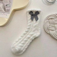 Chaussettes personnalisées pour femmes, hiver, en polaire corail épaisse et duveteuse, mi-mollet, pour dormir, post-partum, pour la maison, chaudes, avec logo personnalisé, vente en gros