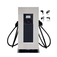 Cargador Rápido para Vehículos Eléctricos de Alta Potencia (60kW/80kW) con Doble Conector, Montaje en Suelo, Ideal para Áreas de Descanso en Carreteras y Estacionamientos Públicos