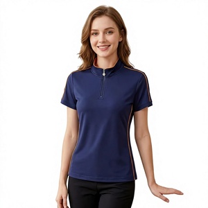 Polo d'été pour femme à col montant semi-zippé bleu marine, manches courtes, fermeture éclair métallique semi-ouverte, rayures fines contrastantes, coupe raglan - Product Image 2