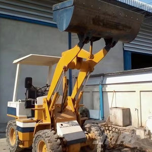 Pala cargadora de ruedas usada Komatsu en buen estado a la venta Pala cargadora frontal Komatsu WA100 WA300 WA380 WA470 WA510 a precio económico - Product Image 1