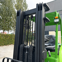 Chariot élévateur électrique 3 tonnes, mât à deux étages, certifié CE, hauteur de levage 3-7m, batterie lithium à charge rapide en 2 heures, garantie 12 mois