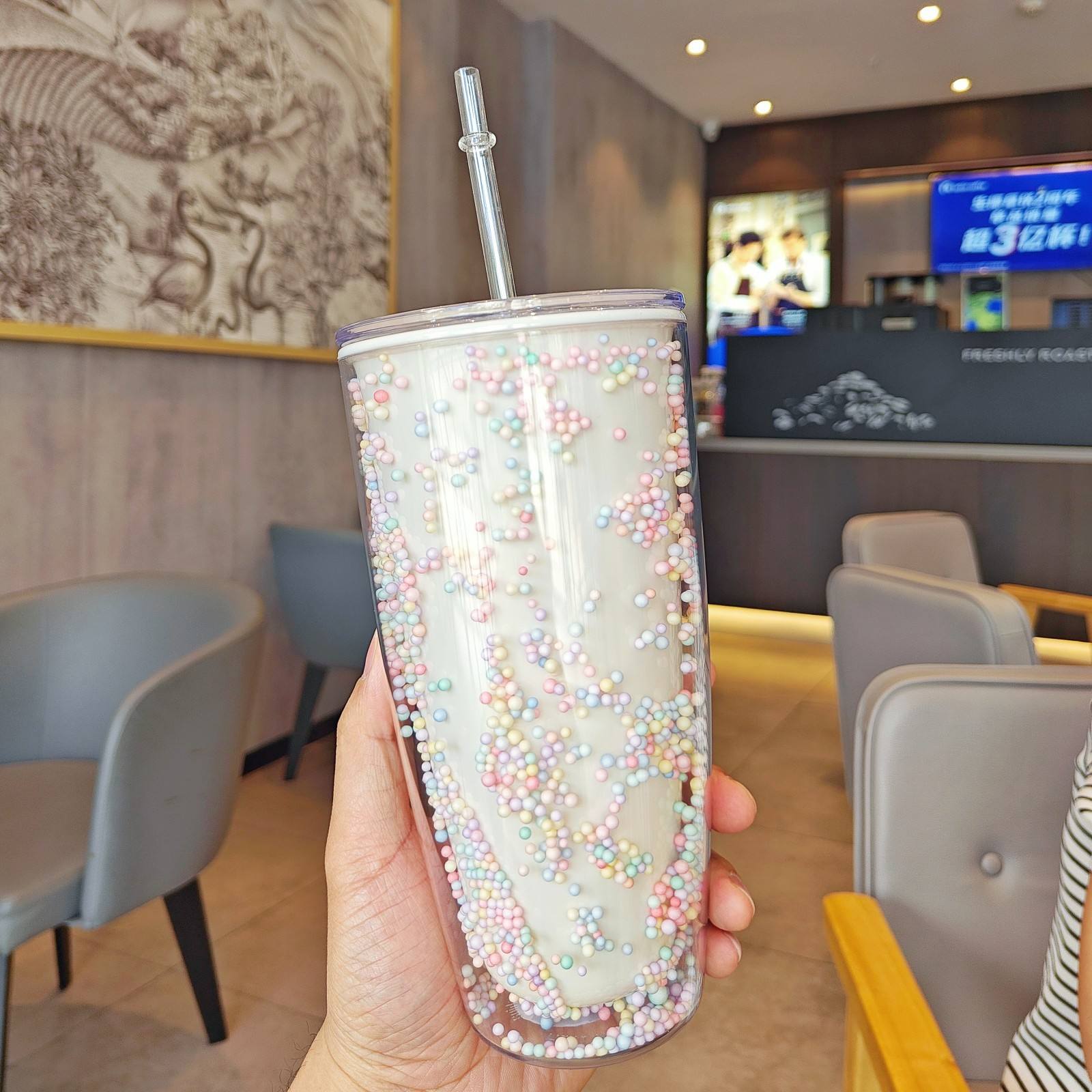 เหลืองอ่อน