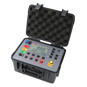 Testeur de résistance au sol Uni-T UT57 à double pince pour inspection de sécurité industrielle - Product Image 1