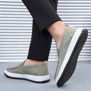 Chaussures décontractées pour hommes à semelle souple et antidérapante, respirantes, à enfiler, pour pieds larges, avec tige en toile, durables, idéales pour le voyage et la saison printanière - Product Image 3