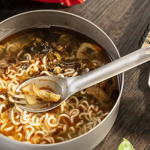 Fourchette-cuillère moderne de haute qualité en titane pur sablé, durable, écologique, portable, pour camping et pique-nique - Product Image 6