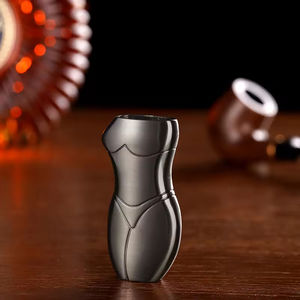 Étui à briquet en alliage de zinc <span class=keywords><strong>portable</strong></span> pour femme sexy avec logo personnalisé en gros, forme de corps moderne classique en forme humaine, étui à briquet en métal <span class=keywords><strong>J6</strong></span> - Product Image 5