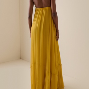 เดรสยาวผ้าชีฟองแต่งระบายแบบไร้แขน ดีไซน์ OEM ลายปะติดปะต่อ  สำหรับผู้หญิง  เป็นมิตรต่อสิ่งแวดล้อม ระบายอากาศได้ดี เหมาะกับ OOTD สำหรับฤดูร้อน - Product Image 2