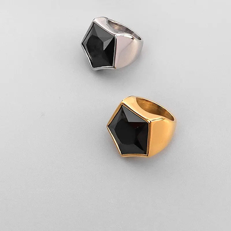 Anéis punk de zircônia, preto polygonal do diamante fundido anéis para mulheres aço de titânio feminino 18k banhado a ouro estrela anel