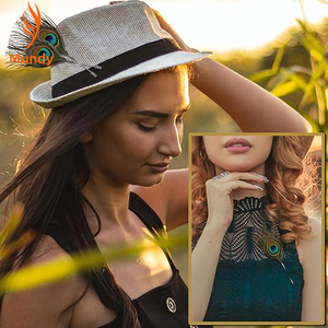 Pin de Solapa con Plumas de Pavo Real Hecho a Mano <span class=keywords><strong>para</strong></span> Fiestas, Nochevieja, Acción de Gracias, Brunch de Pascua, Disfraces de Halloween, Día de San Patricio - Product Image 4