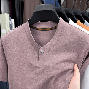 เสื้อยืดแขนสั้นสำหรับผู้ชายฤดูร้อนเสื้อยืดผ้าไอซ์ซิลค์ระบายอากาศสุดหรูสีพื้นทรงหลวมแบบติดกระดุม - Product Image 3