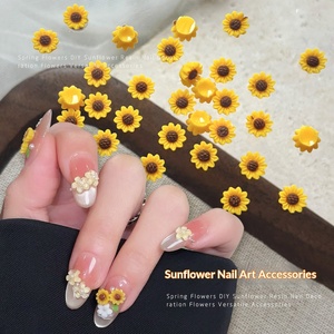 Paso Sico 100 piezas <span class=keywords><strong>de</strong></span> accesorios para <span class=keywords><strong>uñas</strong></span> con diseño <span class=keywords><strong>de</strong></span> <span class=keywords><strong>girasol</strong></span>, flores pequeñas y frescas en 3D, decoración <span class=keywords><strong>de</strong></span> punta <span class=keywords><strong>de</strong></span> diamante para <span class=keywords><strong>uñas</strong></span> postizas DIY - Product Image 1