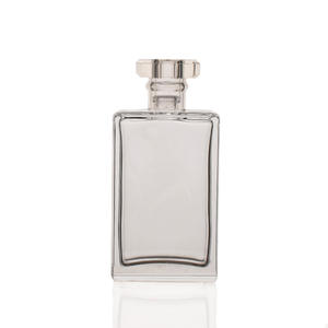 Flacons de parfum en verre carrés de 30 à 100 ml avec bouchon à pression/bouchon pulvérisateur, flacons de luxe vides, stock du fabricant <span class=keywords><strong>Maoya</strong></span> - Product Image 1