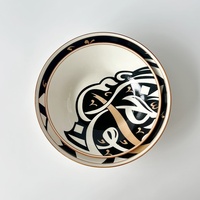 Service de table en céramique personnalisé en gros avec motif de calligraphie arabe - Vaisselle en porcelaine imprimée noire et dorée