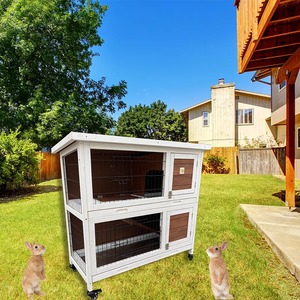 Offre Spéciale Woodville Cage pour animaux de compagnie pour petits animaux Maison de lapin en bois avec style simple et motif animal Matériau métallique pour lapin - Product Image 1