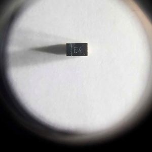 brand-new original ESDQR24V0U 0402 1005 Diodes ESD Diodes 36V 25.7pF Unidirectional - Product Image 1
