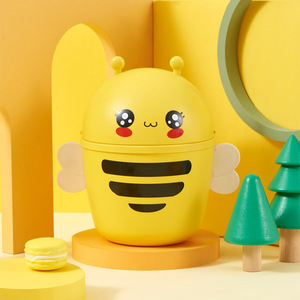 Mini bote de basura de escritorio con forma de abeja, de metal, para uso en interiores, oficina, dormitorio, sala de estar, escritorio - Product Image 1