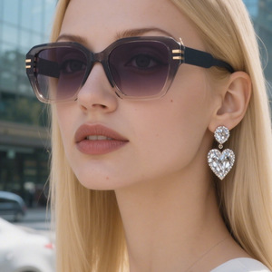 Gafas de sol con montura cuadrada Fy-99256, material de PC, protección Uv400, gafas de sol unisex de moda para conducir y uso al aire libre - Product Image 4