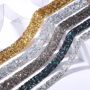 Großhandel Eisen auf Band Diamant Hot Fix Strass Trim Mesh Braut Applique Trim für Hochzeits kleid Dekoration