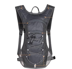 Échantillon gratuit de sac d'hydratation à réservoir d'eau 3L, sac à dos tactique multifonctionnel unisexe haute capacité - Product Image 1