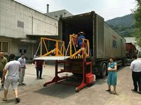 Plateforme de chargement mobile électrique hydraulique de 2 tonnes, pont d'accès portable et mobile pour le chargement et le déchargement de conteneurs de camions