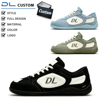 Chaussures de sport rétro pour hommes en daim et cuir synthétique, patchwork, lacets, profil bas, baskets décontractées pour la ville