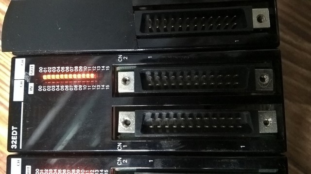 New Original CPM2C-32EDT1C Controller Stock in Warehouse Automate Programmable PLC Controller