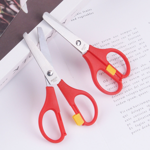 <span class=keywords><strong>Ciseaux</strong></span> de sécurité <span class=keywords><strong>pour</strong></span> enfants en acier inoxydable rouge à pointe arrondie avec règle graduée, <span class=keywords><strong>pour</strong></span> étudiants, travaux manuels, bricolage, modèle rouge - Product Image 1