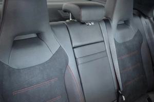 Auto Usata in Ottime Condizioni 2025 Mercedes <span class=keywords><strong>CLA</strong></span> 4-Matic AMG Line 2.0L SEDAN Pronta all'Uso, Senza Incidenti, Pronta per la Spedizione in Tutto il Mondo - Product Image 3