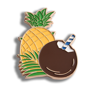 Aimant de réfrigérateur plaqué or de petite taille en émail doux mignon ananas aux fruits noix de coco - Product Image 2